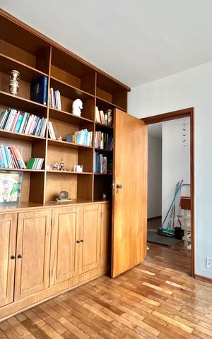 Casa para alugar com 410m², 5 quartos e 3 vagasEscritório