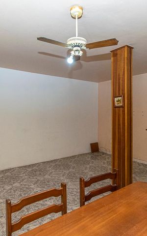 Casa para alugar com 190m², 5 quartos e 3 vagas Casa para alugar com 190m², 5 quartos e 3 vagasSala
