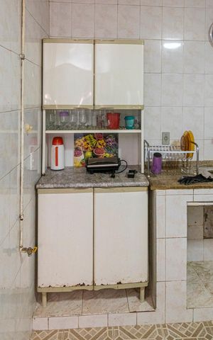 Casa para alugar com 190m², 5 quartos e 3 vagas Casa para alugar com 190m², 5 quartos e 3 vagasCozinha - Armários