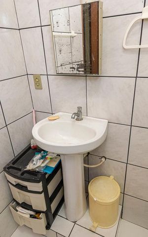 Casa para alugar com 190m², 5 quartos e 3 vagas Casa para alugar com 190m², 5 quartos e 3 vagasBanheiro Social 1