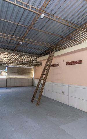 Casa para alugar com 190m², 5 quartos e 3 vagas Casa para alugar com 190m², 5 quartos e 3 vagasTerraço