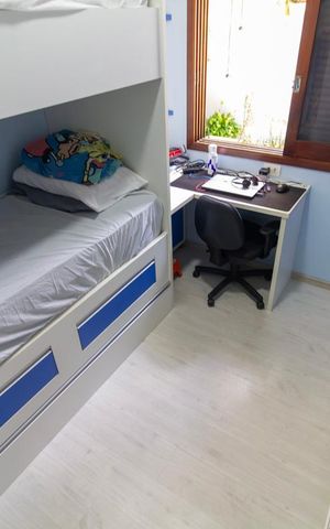 Casa à venda com 240m², 2 quartos e 4 vagas Casa à venda com 240m², 2 quartos e 4 vagasQuarto 1