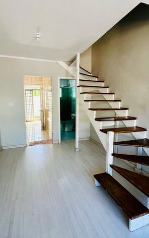 Casa de condomínio à venda com 79m², 2 quartos e 1 vaga Casa de condomínio à venda com 79m², 2 quartos e 1 vagaSala