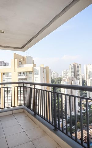Apartamento à venda com 77m², 2 quartos e 2 vagas Apartamento à venda com 77m², 2 quartos e 2 vagasVaranda