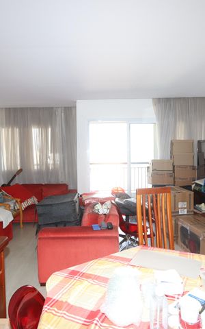Apartamento à venda com 77m², 2 quartos e 2 vagasSala