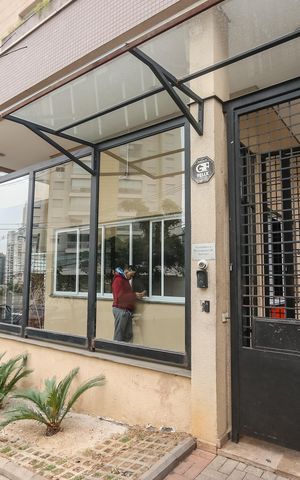Apartamento à venda com 77m², 2 quartos e 2 vagas Apartamento à venda com 77m², 2 quartos e 2 vagasFachada do prédio