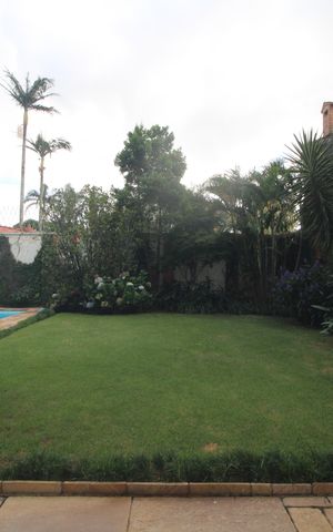 Casa à venda com 399m², 3 quartos e 4 vagasJardim