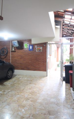 Casa à venda com 399m², 3 quartos e 4 vagasGaragem 1