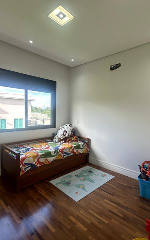 Casa de condomínio à venda com 343m², 4 quartos e 6 vagas Casa de condomínio à venda com 343m², 4 quartos e 6 vagasSuíte 2