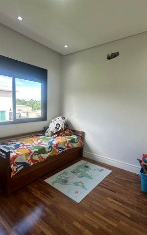 Casa de condomínio à venda com 343m², 4 quartos e 6 vagas Casa de condomínio à venda com 343m², 4 quartos e 6 vagasSuíte 2