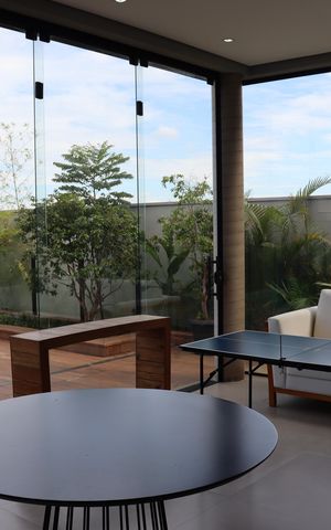 Casa de condomínio à venda com 343m², 4 quartos e 6 vagas Casa de condomínio à venda com 343m², 4 quartos e 6 vagasChurrasqueira