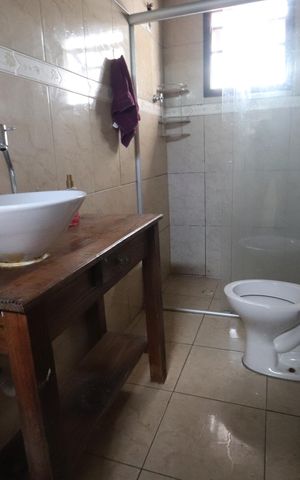 Casa à venda com 136m², 2 quartos e 1 vagaBanheiro Social