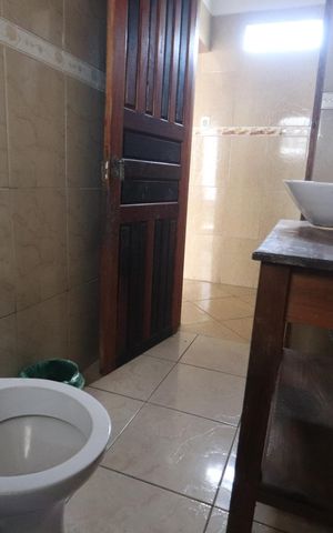 Casa à venda com 136m², 2 quartos e 1 vagaBanheiro Social