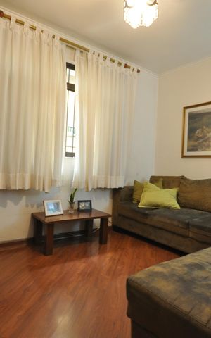 Casa à venda com 286m², 3 quartos e 5 vagasSala de TV