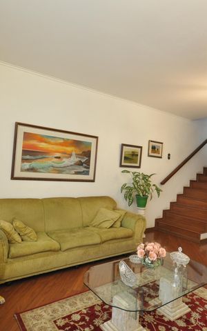 Casa à venda com 286m², 3 quartos e 5 vagasSala