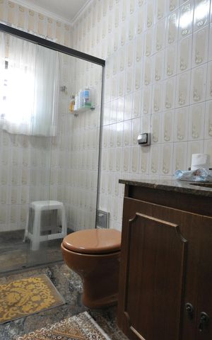 Casa à venda com 286m², 3 quartos e 5 vagasBanheiro do Quarto Suíte