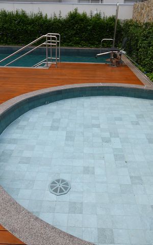 Apartamento à venda com 126m², 3 quartos e 2 vagasÁrea comum - Piscina
