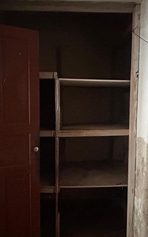 Casa à venda com 250m², 2 quartos e 3 vagas Casa à venda com 250m², 2 quartos e 3 vagasQuarto de Serviço