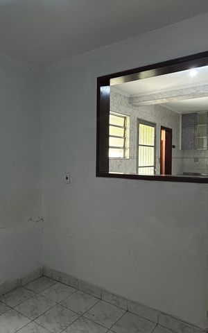 Casa à venda com 250m², 2 quartos e 3 vagas Casa à venda com 250m², 2 quartos e 3 vagasEdícula - Sala de Jantar