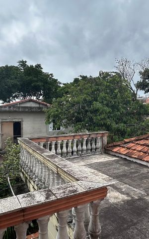 Casa à venda com 250m², 2 quartos e 3 vagas Casa à venda com 250m², 2 quartos e 3 vagasEdícula - Terraço