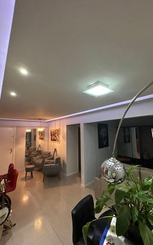 Apartamento à venda com 75m², 3 quartos e 1 vaga Apartamento à venda com 75m², 3 quartos e 1 vagaSala