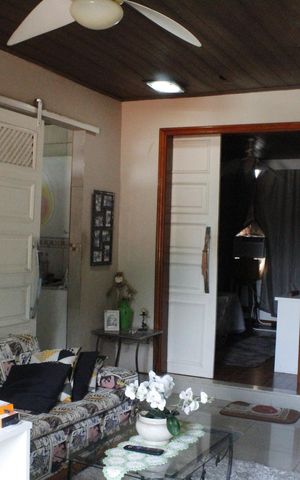 Casa de condomínio para alugar com 200m², 4 quartos e 5 vagasSala 2