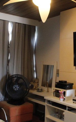 Casa de condomínio para alugar com 200m², 4 quartos e 5 vagasQuarto Suíte 1
