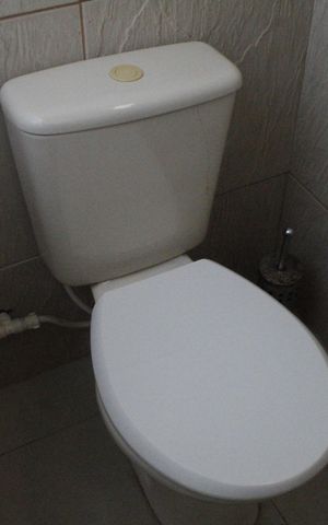 Casa de condomínio para alugar com 200m², 4 quartos e 5 vagasBanheiro da Suíte 1