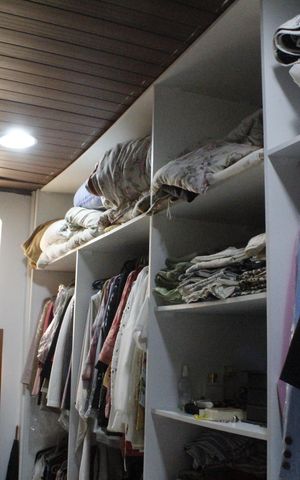 Casa de condomínio para alugar com 200m², 4 quartos e 5 vagasCloset da suíte 1