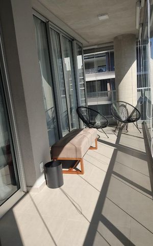 Apartamento à venda com 53m², 1 quarto e sem vaga Apartamento à venda com 53m², 1 quarto e sem vagaVaranda