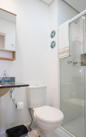 Apartamento à venda com 64m², 2 quartos e 2 vagasBanheiro social