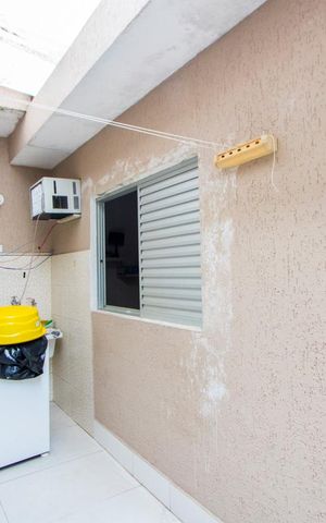 Casa à venda com 130m², 3 quartos e 3 vagas Casa à venda com 130m², 3 quartos e 3 vagasÁrea de serviço
