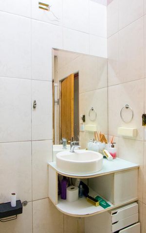 Casa à venda com 130m², 3 quartos e 3 vagas Casa à venda com 130m², 3 quartos e 3 vagasBanheiro