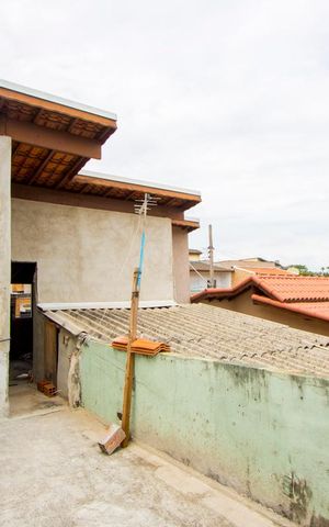 Casa à venda com 130m², 3 quartos e 3 vagas Casa à venda com 130m², 3 quartos e 3 vagasTerraço