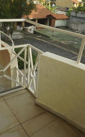Casa de condomínio à venda com 108m², 3 quartos e 2 vagas Casa de condomínio à venda com 108m², 3 quartos e 2 vagasÁrea externa