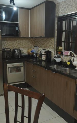 Casa de condomínio à venda com 108m², 3 quartos e 2 vagas Casa de condomínio à venda com 108m², 3 quartos e 2 vagasCozinha