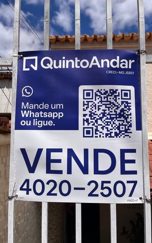 Casa à venda com 250m², 3 quartos e 1 vagaPLAQUINHA