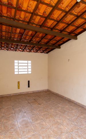 Casa à venda com 250m², 3 quartos e 1 vagaGARAGEM