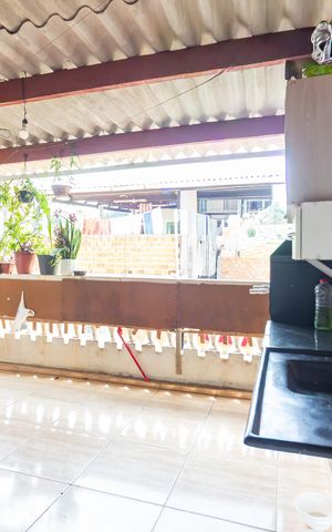 Casa à venda com 50m², 3 quartos e 1 vaga Casa à venda com 50m², 3 quartos e 1 vagaCobertura