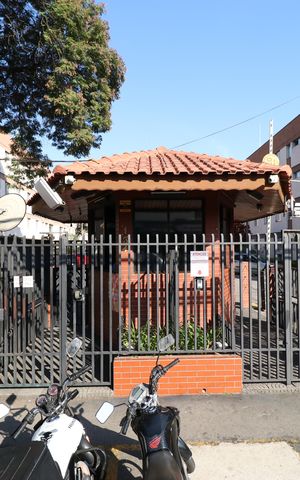 Apartamento à venda com 73m², 2 quartos e 1 vagaFachada