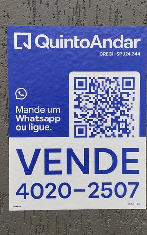 Casa à venda com 150m², 2 quartos e 1 vaga Casa à venda com 150m², 2 quartos e 1 vagaFachada