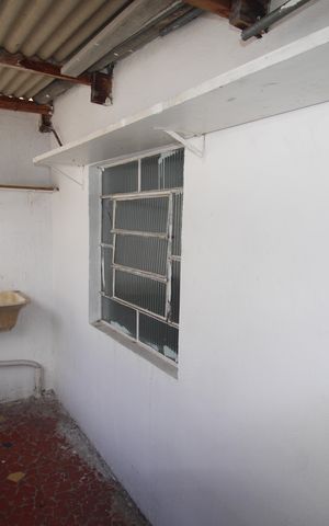 Casa à venda com 150m², 2 quartos e 1 vagaÁrea de Serviço