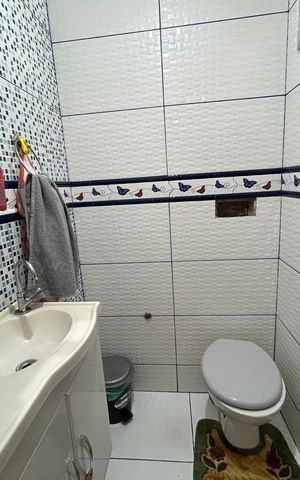 Casa à venda com 350m², 3 quartos e 2 vagasLavabo