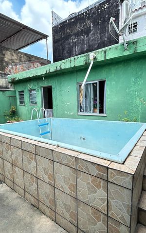 Casa à venda com 350m², 3 quartos e 2 vagasPiscina