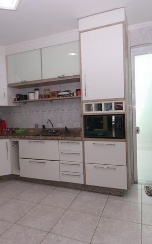 Casa à venda com 205m², 3 quartos e 4 vagasCozinha
