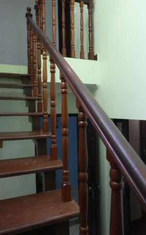 Casa à venda com 205m², 3 quartos e 4 vagasEscada