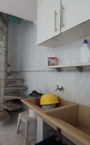 Casa à venda com 205m², 3 quartos e 4 vagasLavanderia