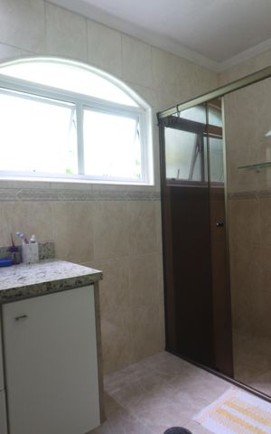 Casa à venda com 205m², 3 quartos e 4 vagasBanheiro Social