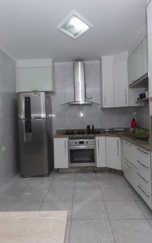 Casa à venda com 205m², 3 quartos e 4 vagasCozinha