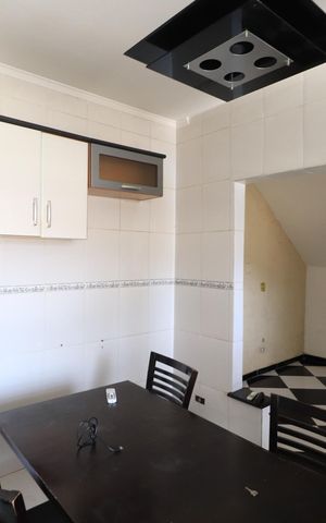 Casa à venda com 175m², 3 quartos e 3 vagasCozinha 2
